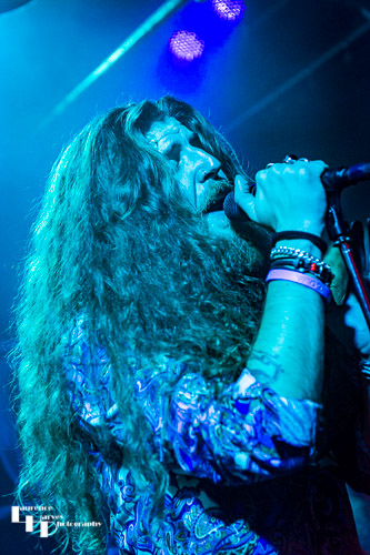 Stevie Westwood on vocals