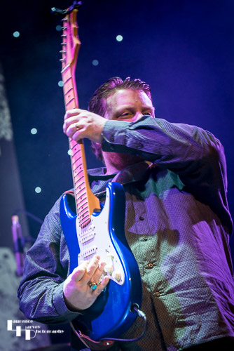 Danny Bryant on guitar & vocals