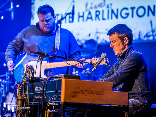 Danny Bryant on guitar & vocals, Stevie Watts on keys