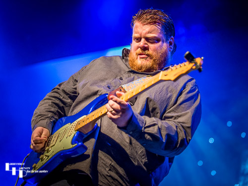 Danny Bryant on guitar & vocals