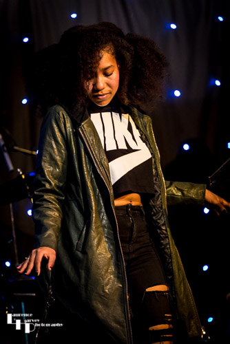 Dre Smith on vocals