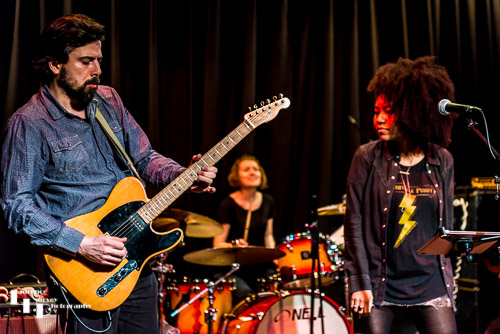 Dre Smith on vocals & Iago Banet on guitar