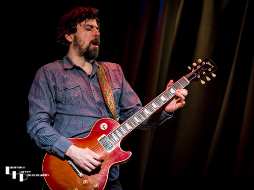 Iago Banet on guitar