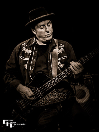 Graeme Wheatley on bass