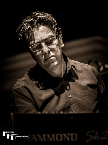 Andy Cooper on keyboards