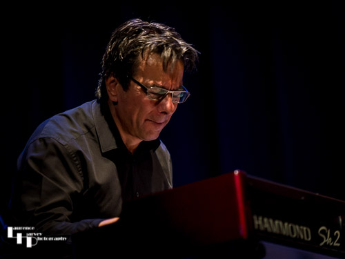 Andy Cooper on keyboards