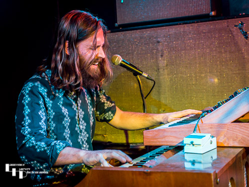 Robin Piso on keys