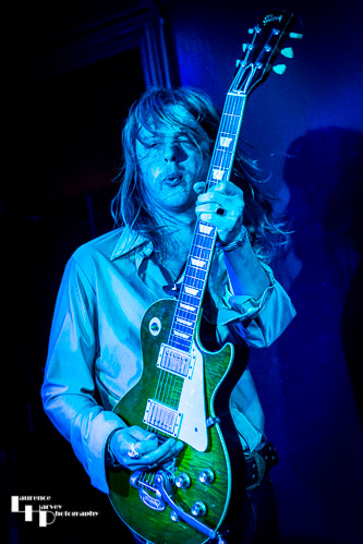 Pablo van de Poel on vocals & guitar