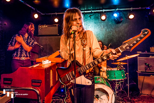 Pablo van de Poel on vocals & guitar, Robin Piso on keys
