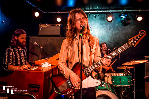 Pablo van de Poel on vocals & guitar, Robin Piso on keys