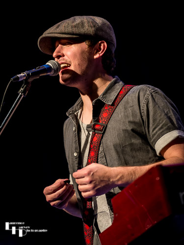 Greg Coulson on vocals & guitar