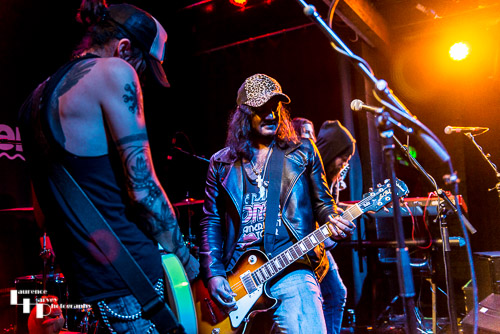 Arjun Bhishma & Liam Henry on guitar