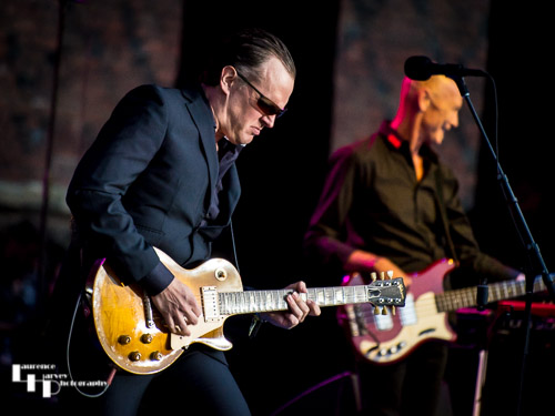 Joe Bonamassa on guitar & vocals