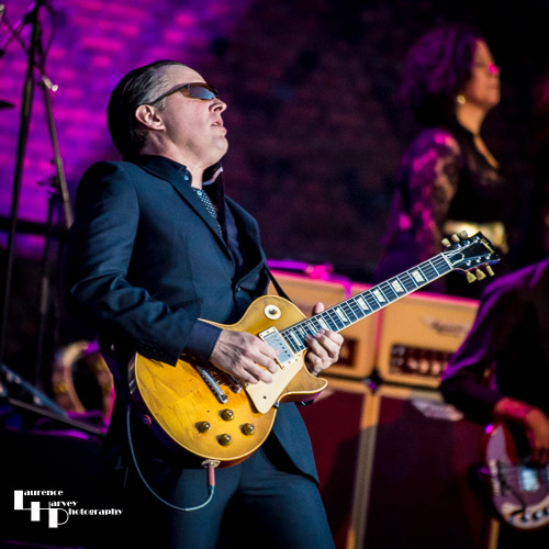 Joe Bonamassa on guitar & vocals