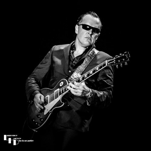 Joe Bonamassa on guitar & vocals
