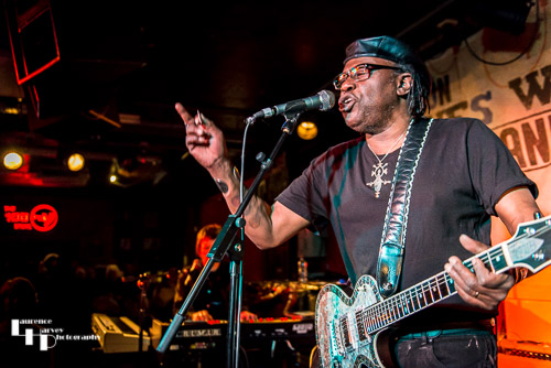 Joe Louis Walker on vocals & guitar