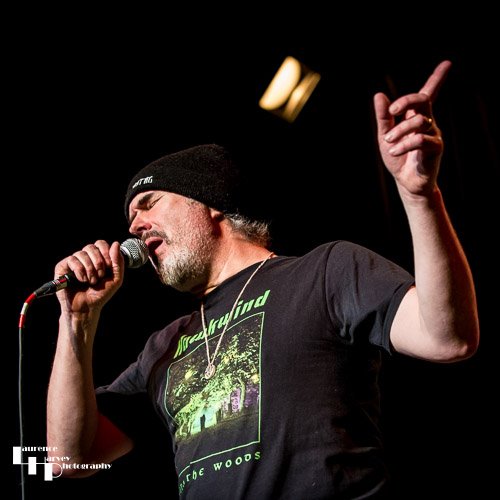 Stuart 'Son' Maxwell on vocals