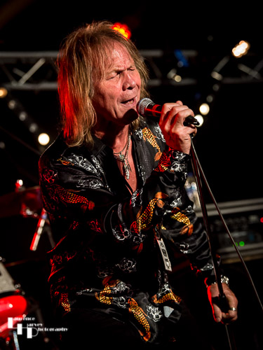 Atomic Rooster: Pete French on vocals