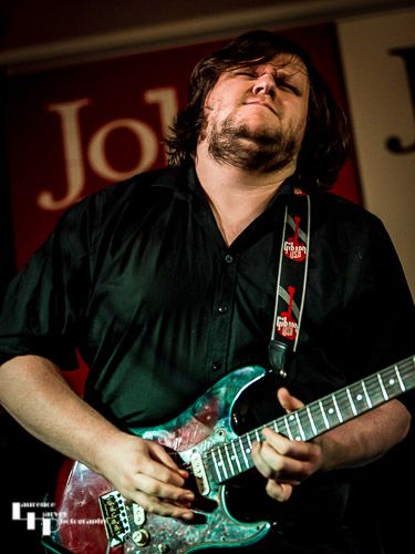 Matt Long on guitar & vocals