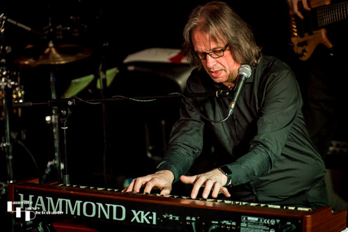Paul Long on keyboards and vocals
