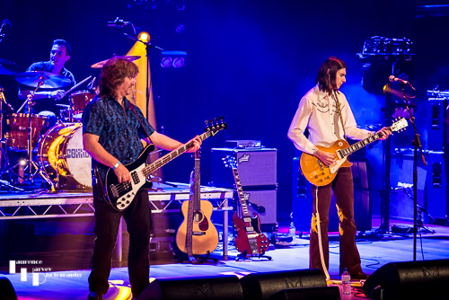 Connor Selby on guitar & Andy Corby on bass