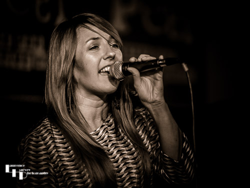 Lauren Dove on vocals