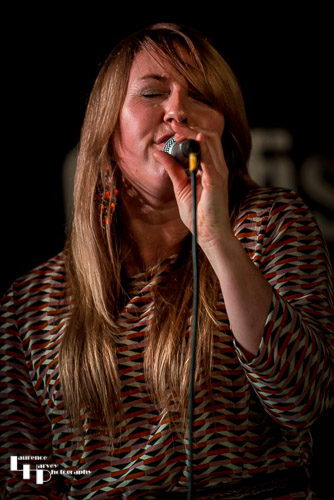 Lauren Dove on vocals