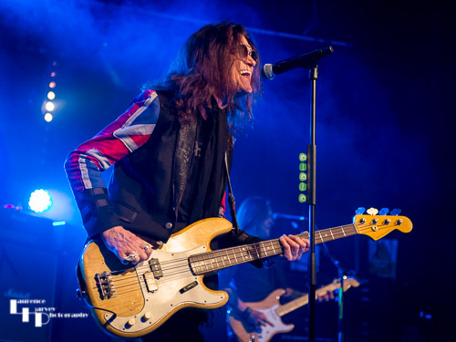 Glenn Hughes on vocals & bass