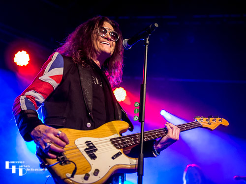 Glenn Hughes on vocals & bass