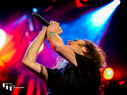 Glenn Hughes on vocals & bass
