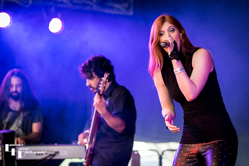 Hayley Griffiths Band: Hayley Griffiths on vocals