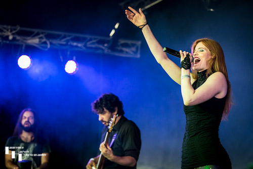 Hayley Griffiths Band: Hayley Griffiths on vocals