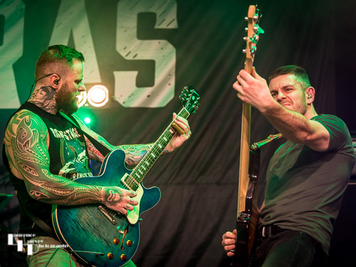 Kris Barras on guitar & vocals, Elliott Blackler on bass