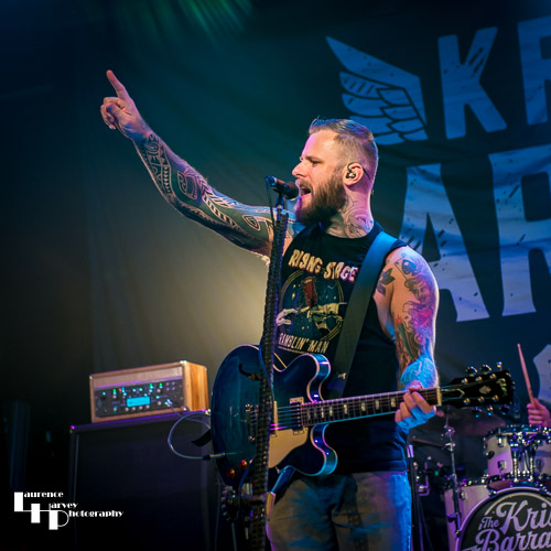 Kris Barras on guitar & vocals