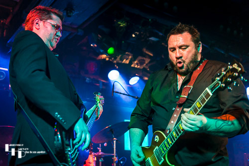 Alan Nimmo on guitar & vocals, Lindsay Coulson on bass