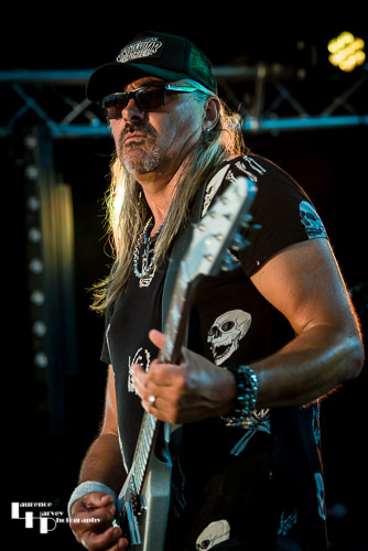 Laurence Archer on guitar