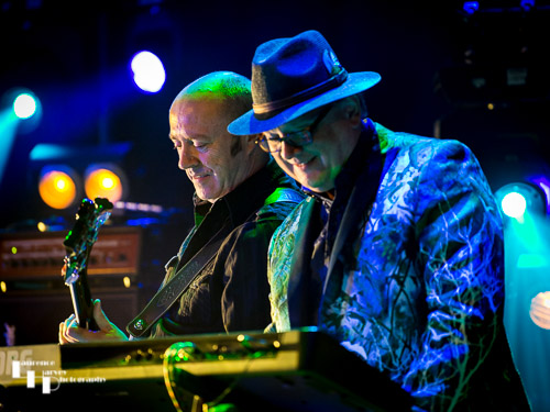 Carl Van Selman on keys & Trev Turley on bass