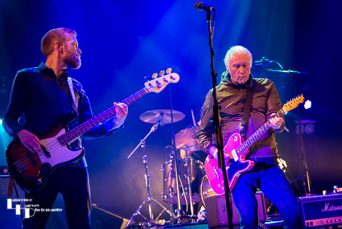 Dennis Greaves on vocals & guitar, Ben Willis on bass