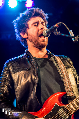 Ben Edwards on vocals and rhythm guitar