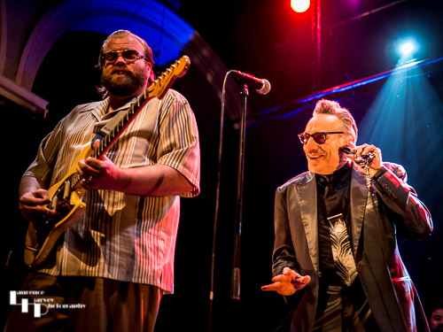Rick Estrin on vocals & harmonica, Kid Andersen on guitar