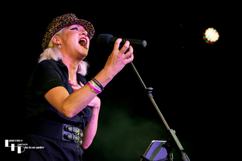 Roadhouse: Mandie G on vocals