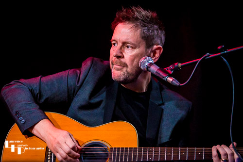 Ron Sayer on guitar & vocals