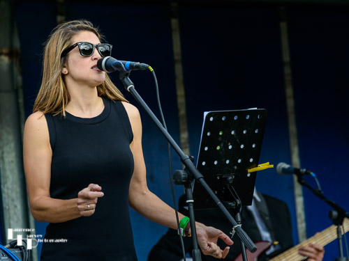 Natalie Emms on vocals