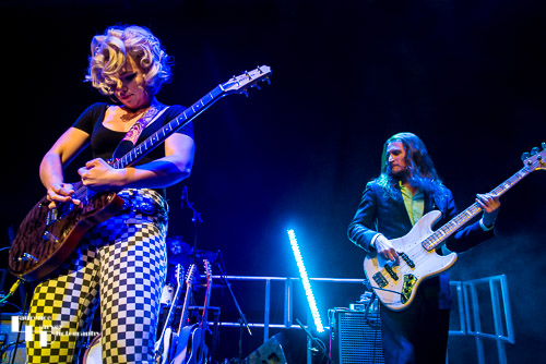 Samantha Fish on vocals & guitar, Chris Alexander on bass