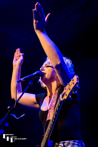 Samantha Fish on vocals & guitar