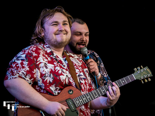 Southbound: Tom Ford on vocals & Elliot Stout on guitar