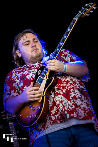 Southbound: Elliot Stout on guitar