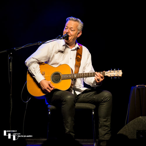 Tommy Emmanuel on vocals & guitar