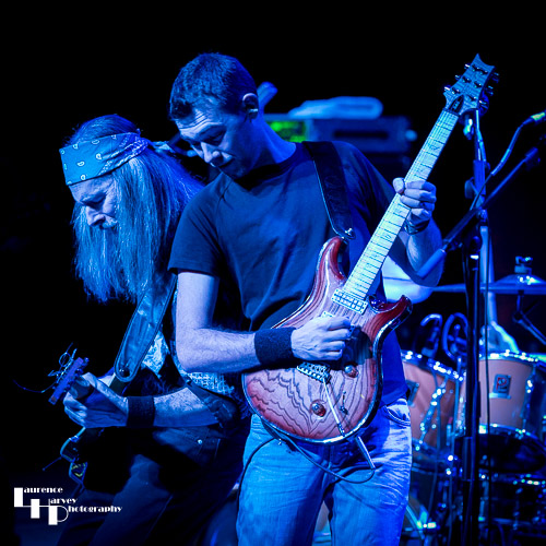 Mark Sutcliffe & Joe Fawcett on guitar