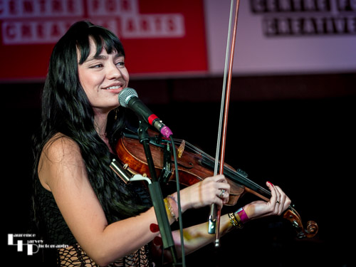Grace Bond on fiddle & vocals